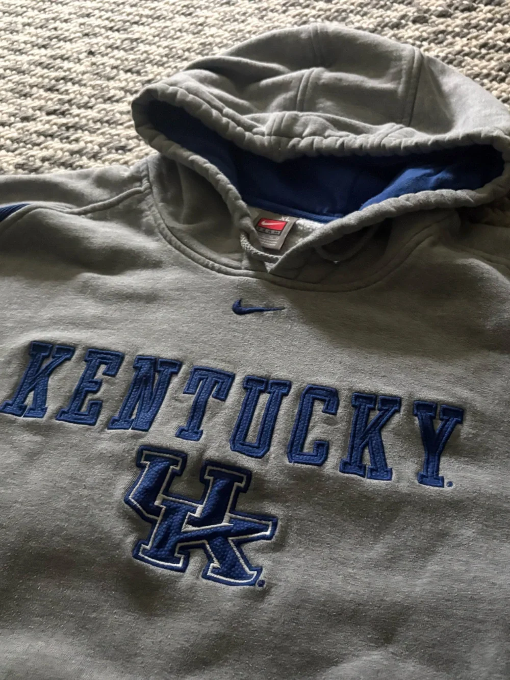 Nike team XL Center swoosh UK Kentucky  collegewear hoodie flawless 90s vintage
